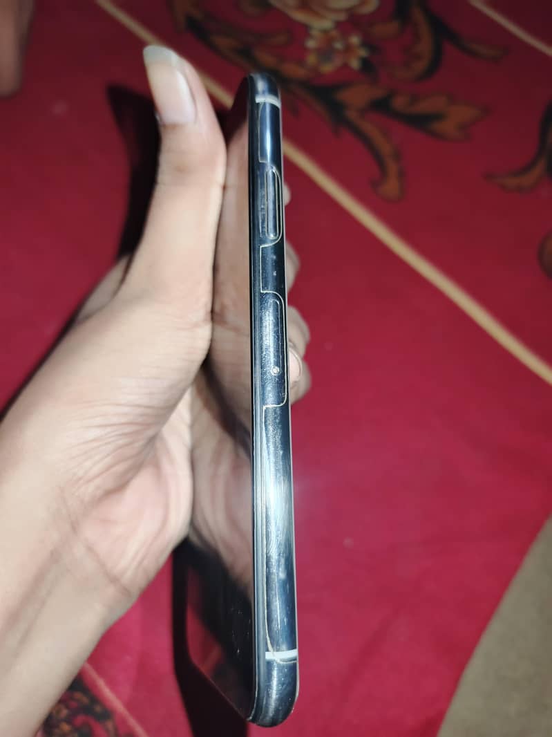 Apple iPhone X 6