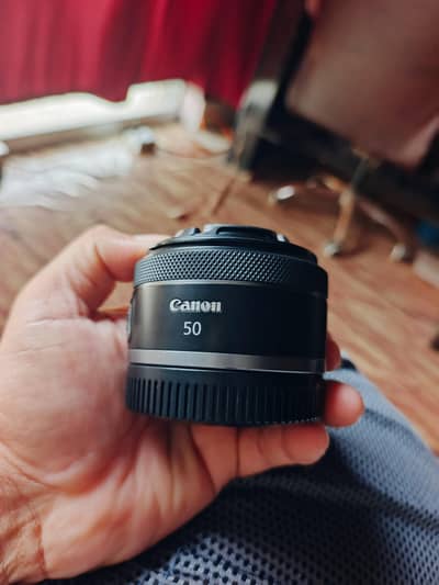 Canon RF 50mm