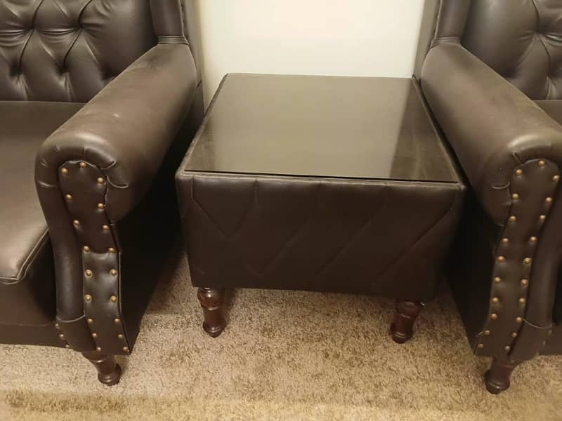 2 Single seater sofa with Table 2