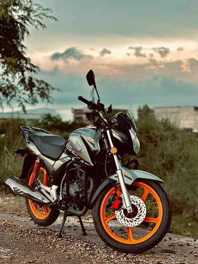 Honda CB 150F Special Edition