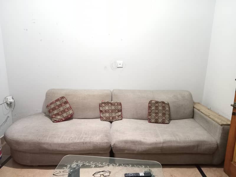 4 seater sofa 1