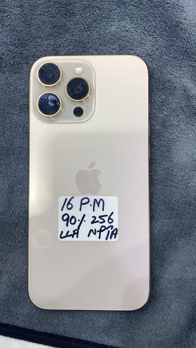 Apple iPhone 16 Pro Max