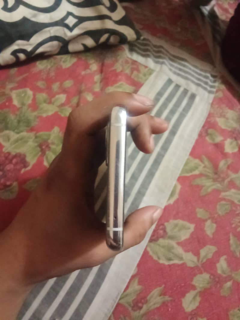 One Plus 9 Pro 7