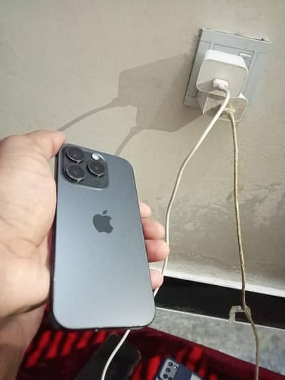 Apple iPhone 15 Pro