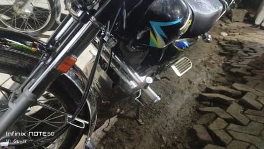 Masha Allah   bike   bilkul new CENDISHN   . .  . sound  bilkul  mazy h