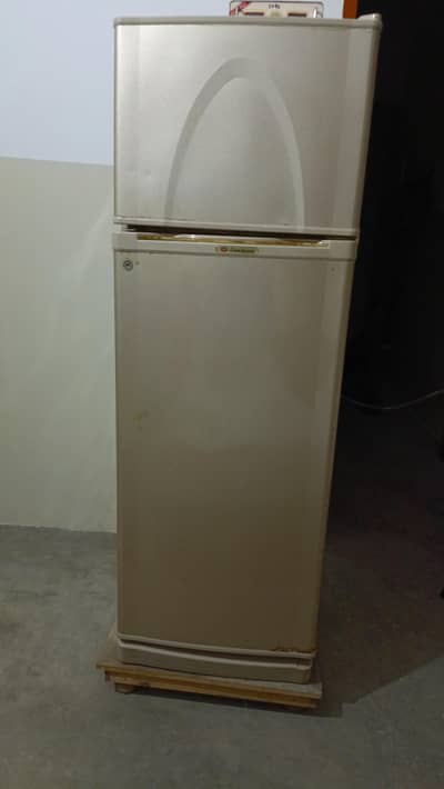 Used Dawlance Refrigerator for Sale – Working Condition