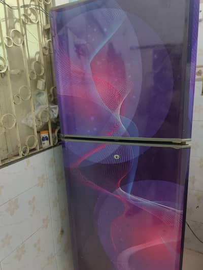 PEL REFRIGRATOR MEDIUM SIZE GREY COLOR