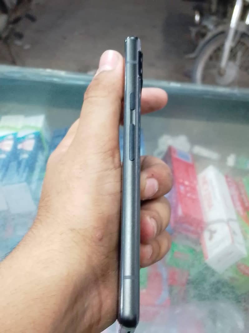 Google Pixel 6a 1