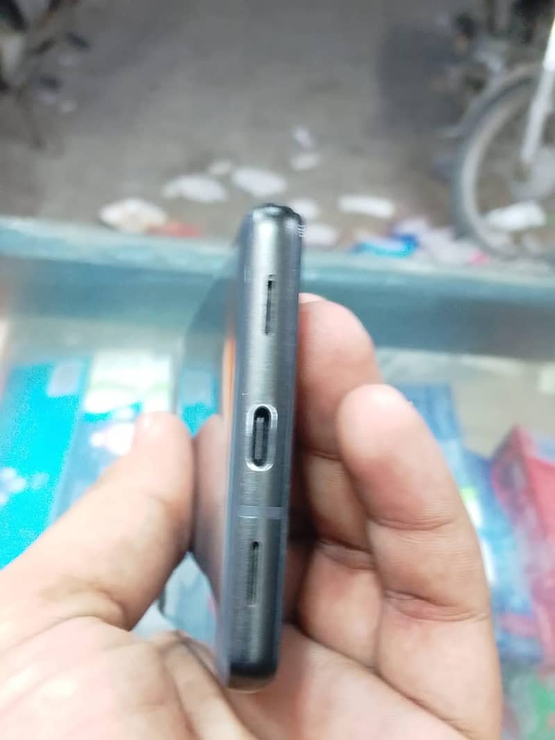 Google Pixel 6a 5