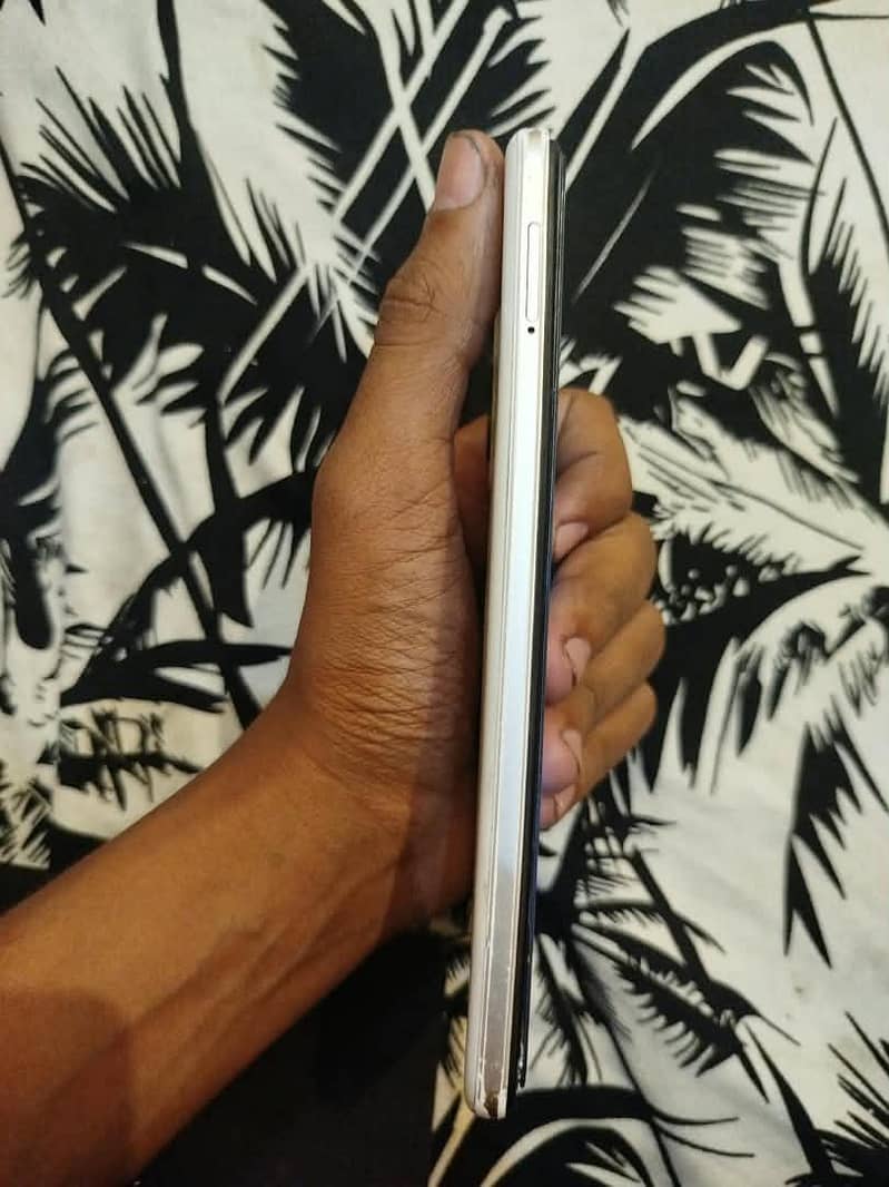Tecno CAMON 18T 2