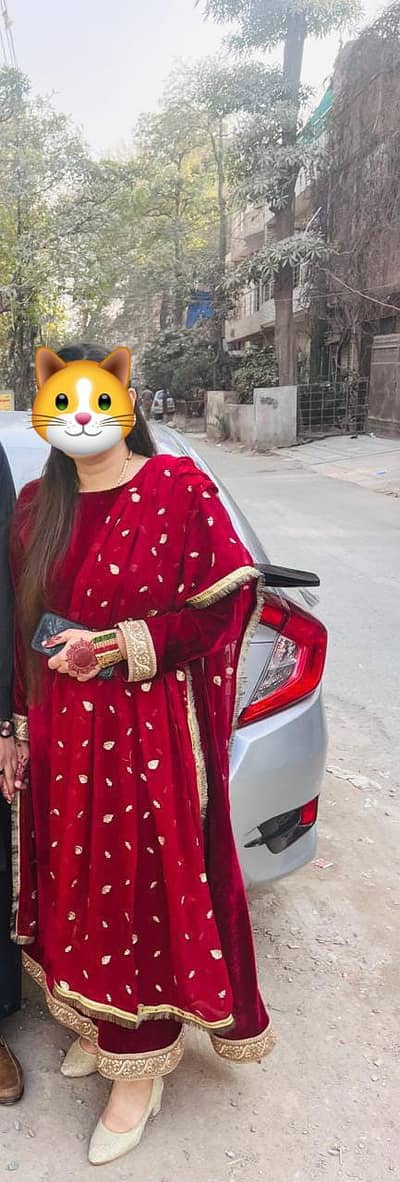 velvet frock maroon colour with dupatta