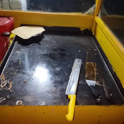 Burger And showarma counter sath total sman