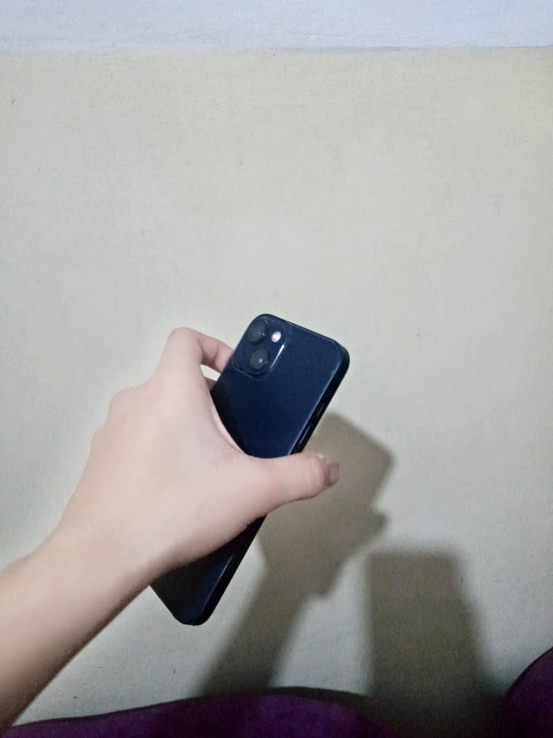 Apple iPhone 13 3