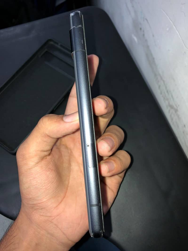 Google Pixel 7 4