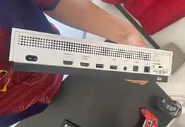 Xbox one S 1tb | white color | 1 controller
