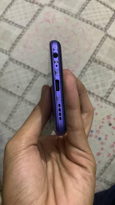 Vivo Y21