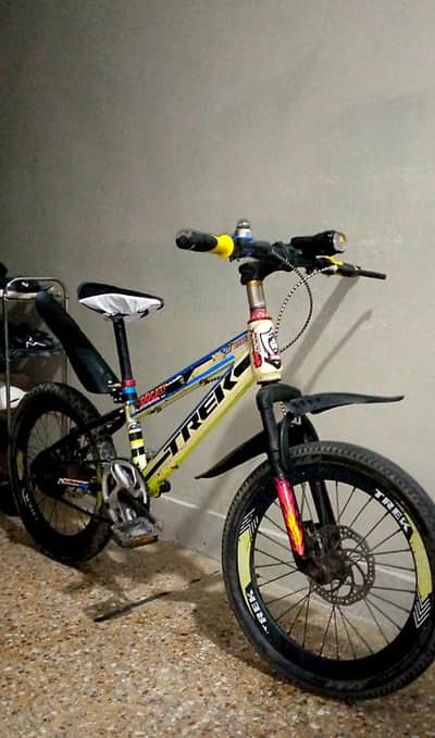 TREK MTB bicycle size 20