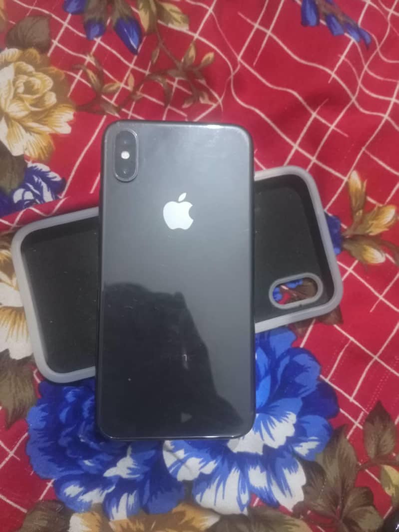 Apple iPhone X 3