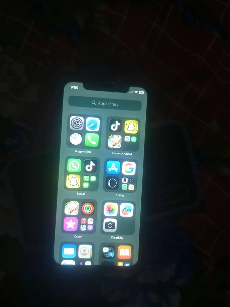 Apple iPhone X 6