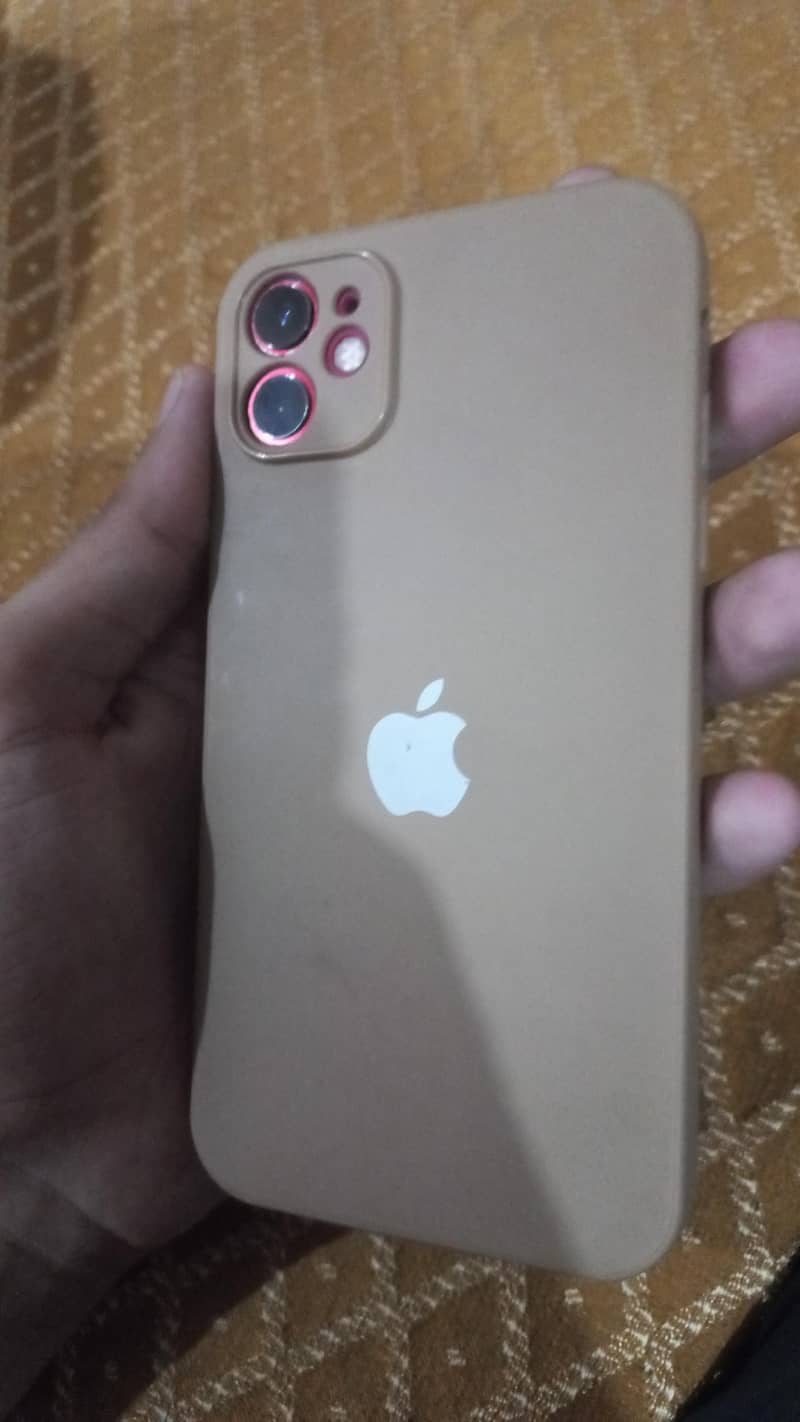 Apple iPhone 11 3