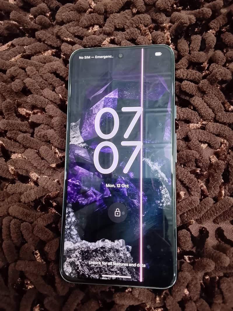 Google Pixel 8 4