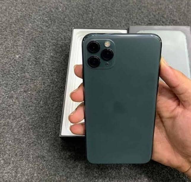 Apple iPhone 11 Pro Max 0
