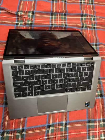 LAPTOP 12" DELL 7320 i7/11 gen TOUCH SCREEN 16 GB BUILTIN 256 GB