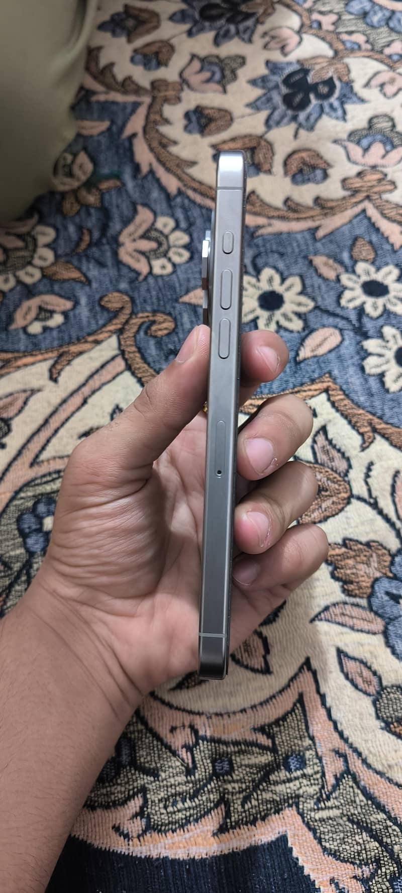 Apple iPhone 15 Pro Max 7