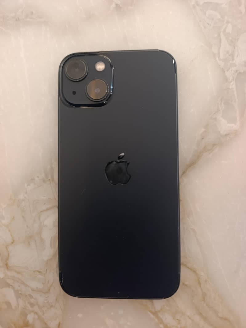 iPhone 13 0