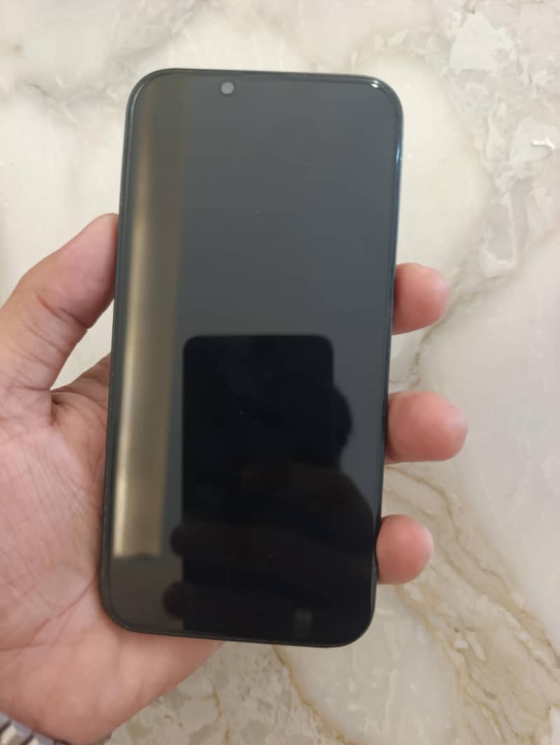 iPhone 13 1