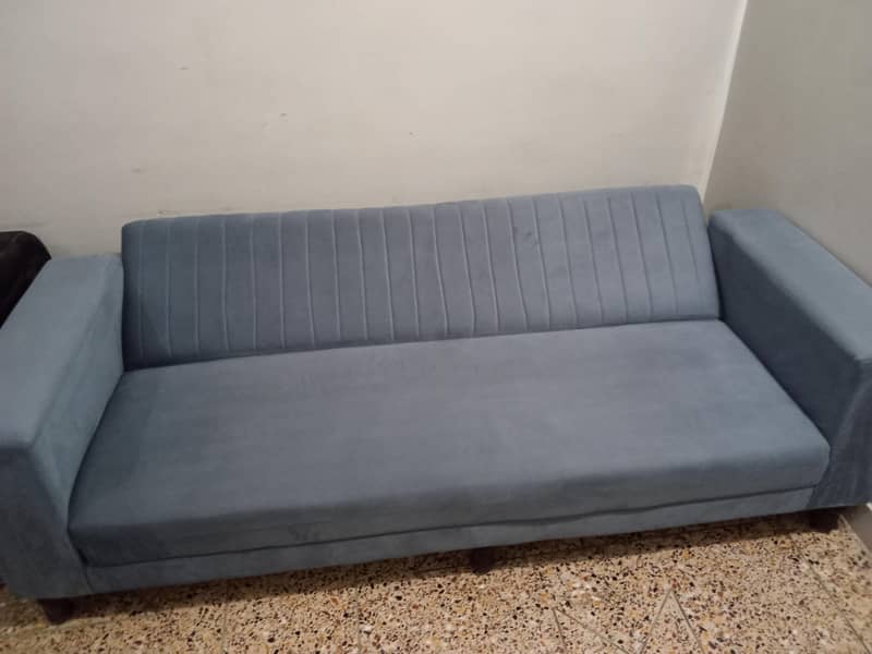 sofa comebed 0
