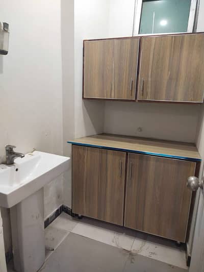 1100 sqft commercial ground floar hall for rent in johar town phase 1