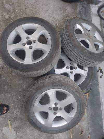 15 size tyres and special alloy rims