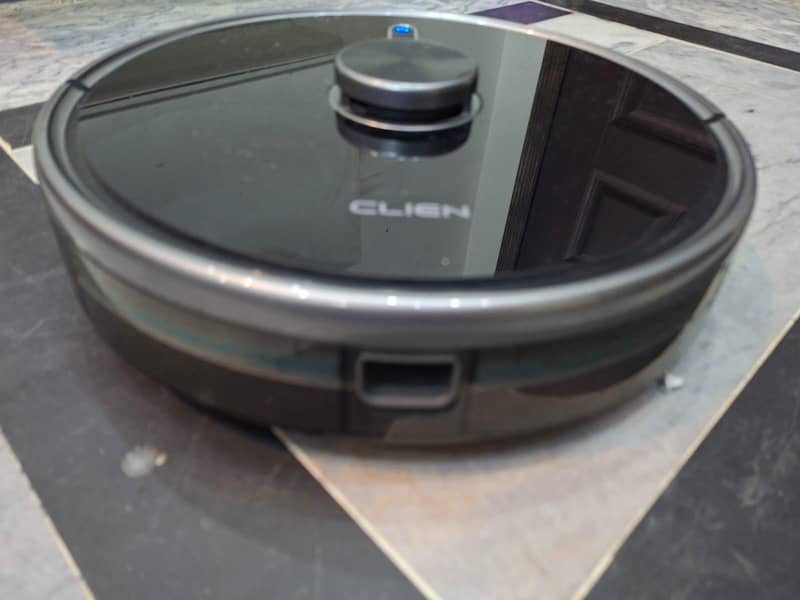 robot vacuum cleaner 4