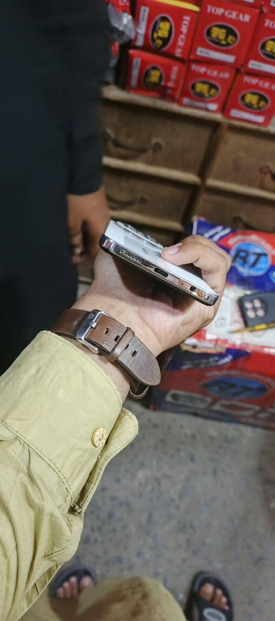Tecno SPARK 30 Pro 2
