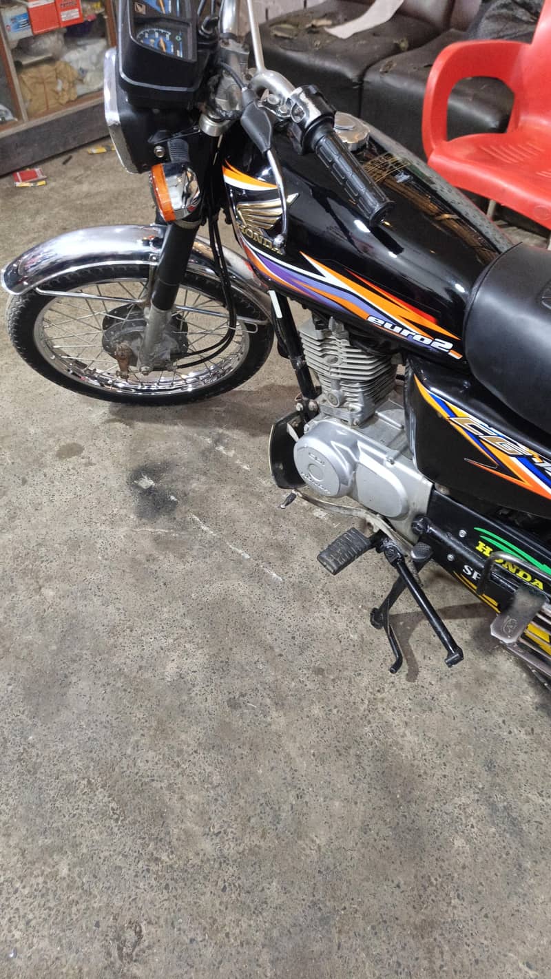 CG:125 model 2018 0
