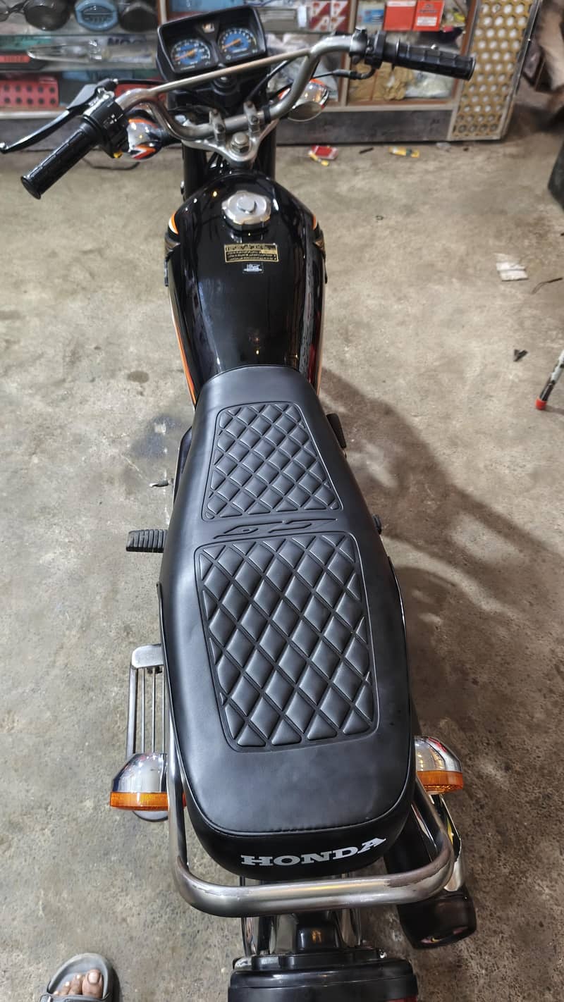 CG:125 model 2018 6