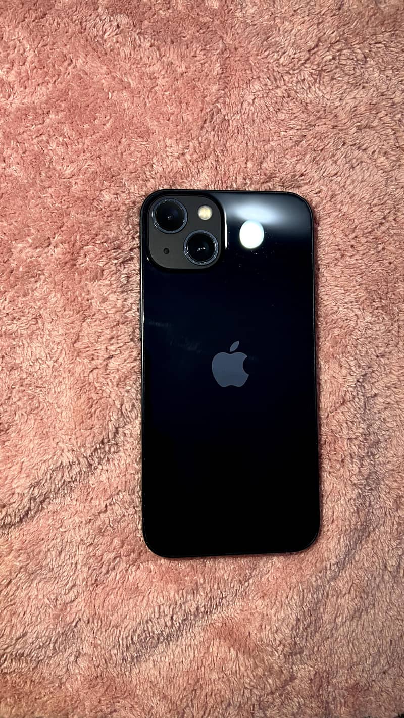 Apple iPhone 13 5