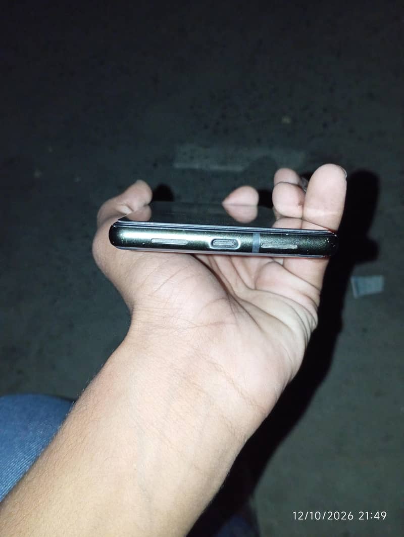 Google pixel 6 4