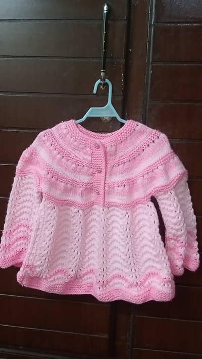 Pink hand made knitted sweater