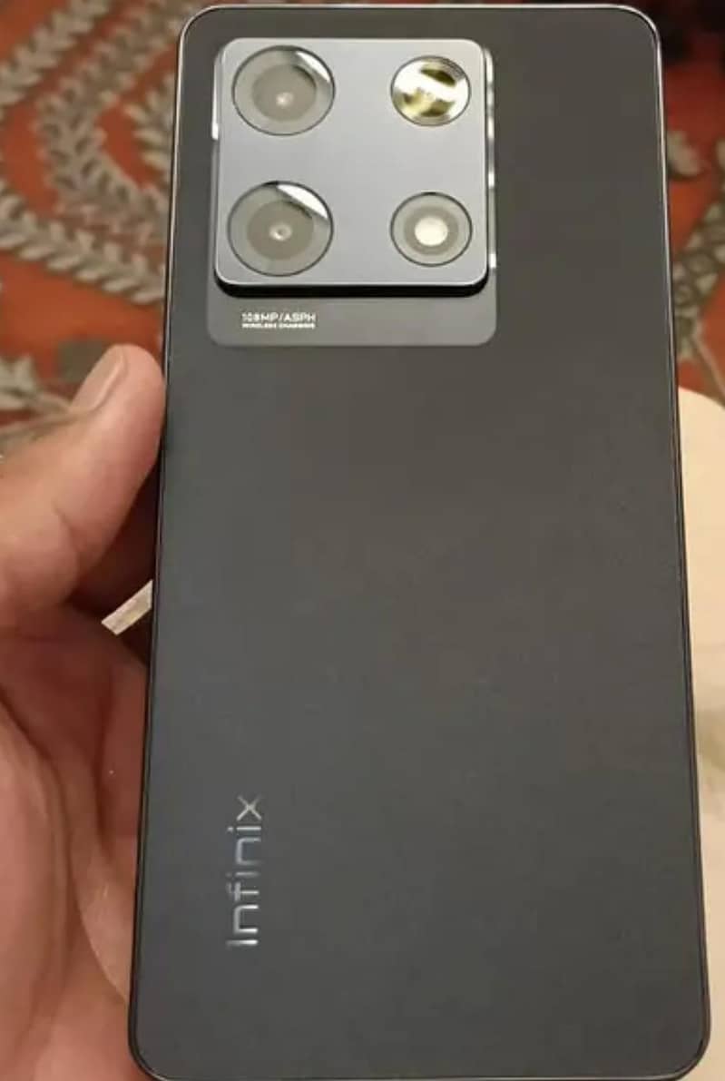 Infinix Note 30 Pro 0