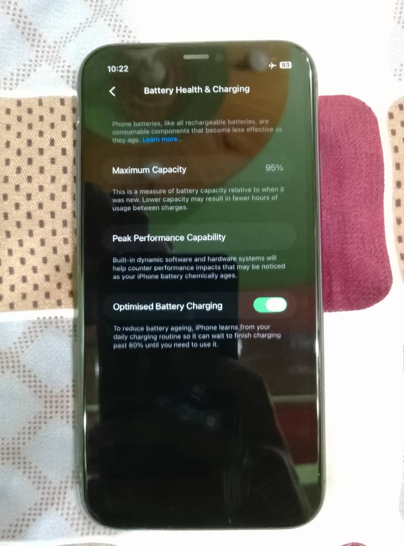 Apple iPhone 11 4