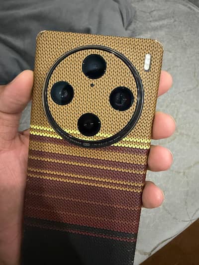 Vivo X100 Pro official pta 16/512 fullbox 10/10