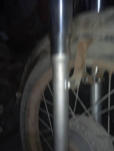 new bike hai chalane ke liye acchi hai jis bhai ko 03076974822