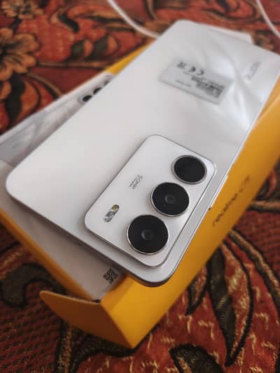 Realme C71  6+12 128