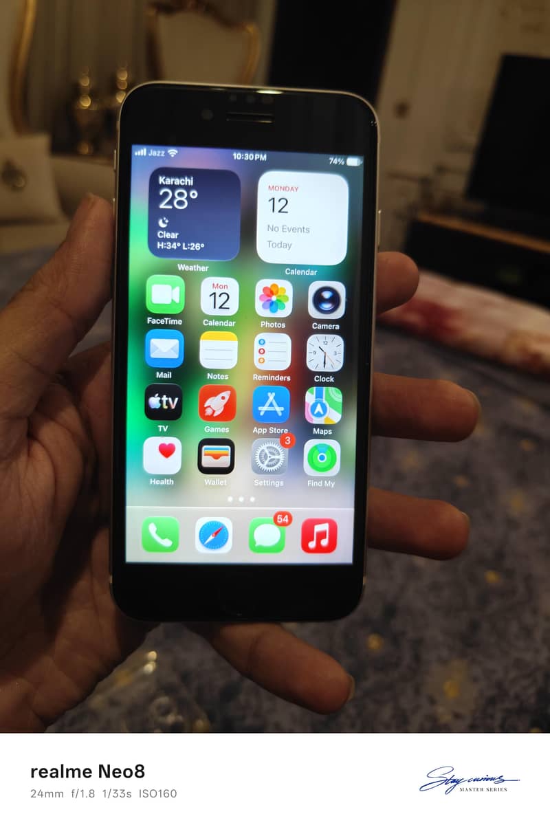 Apple iPhone SE 0