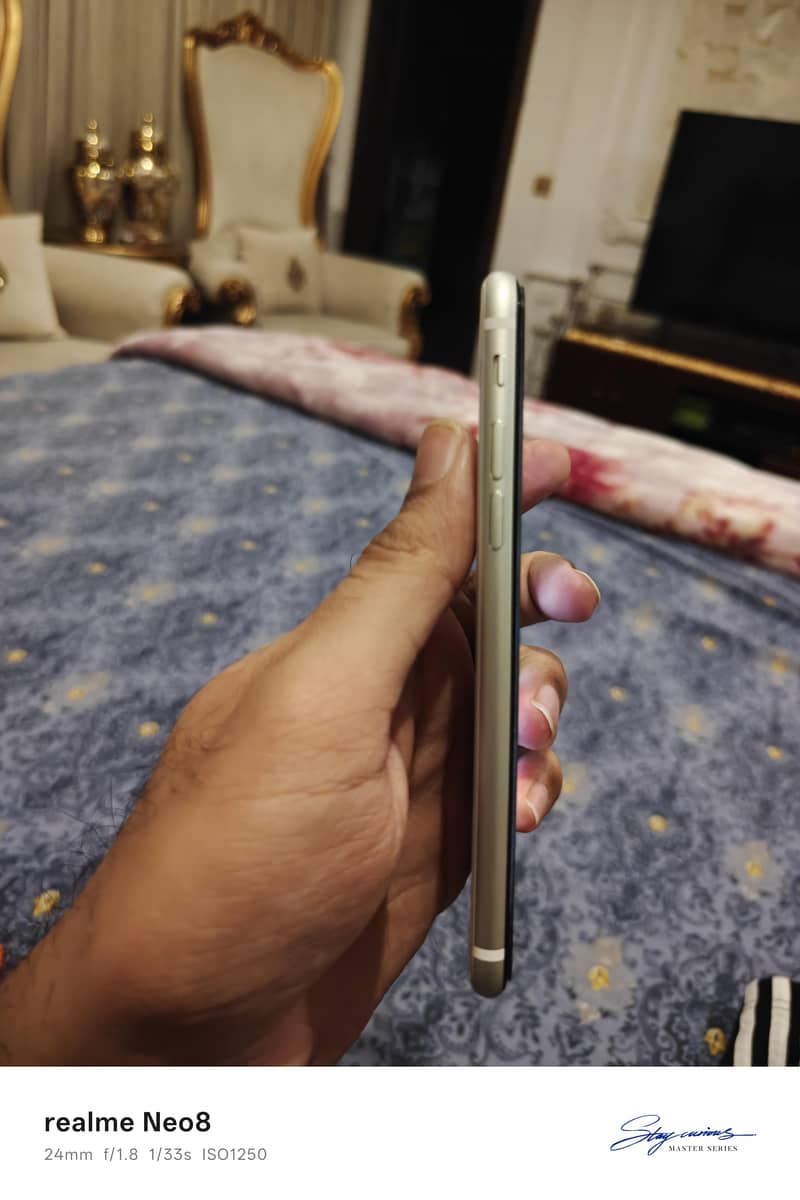 Apple iPhone SE 2