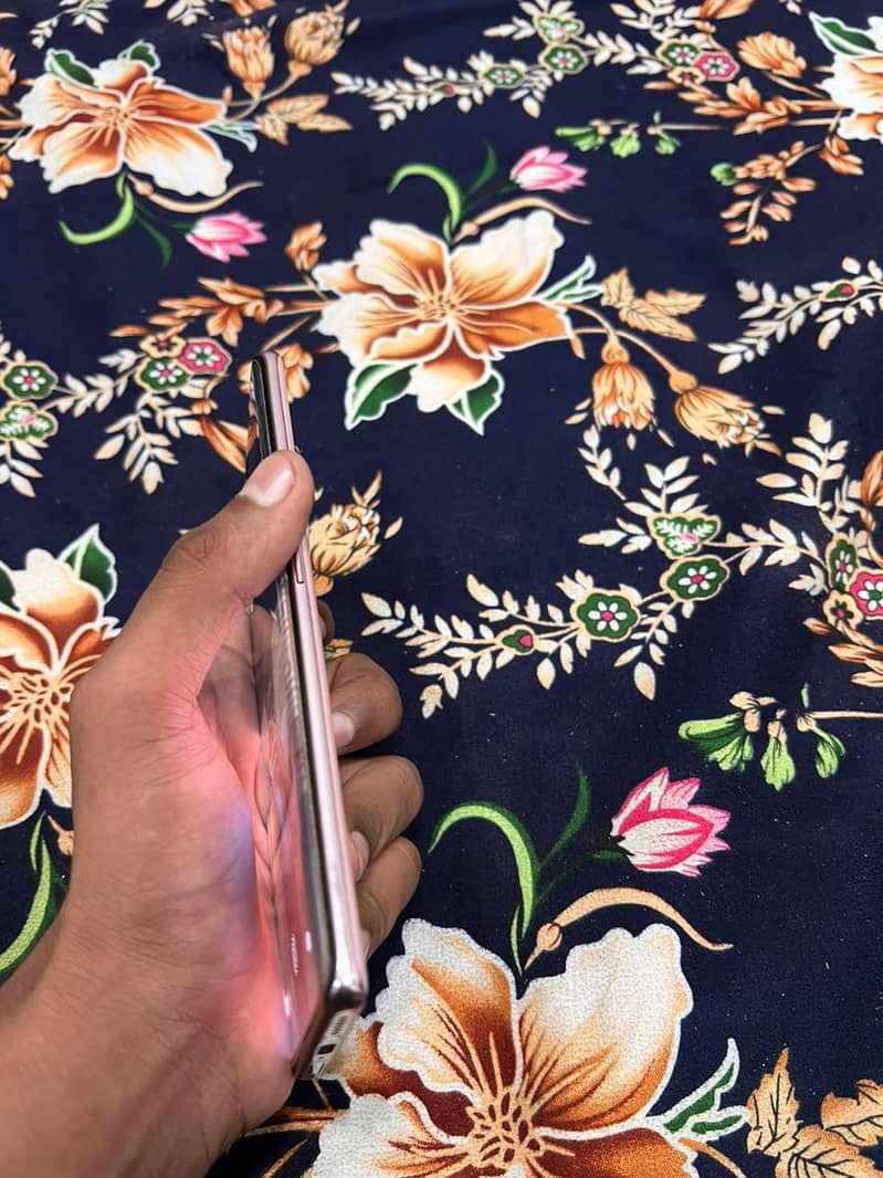 Infinix Zero 40 1
