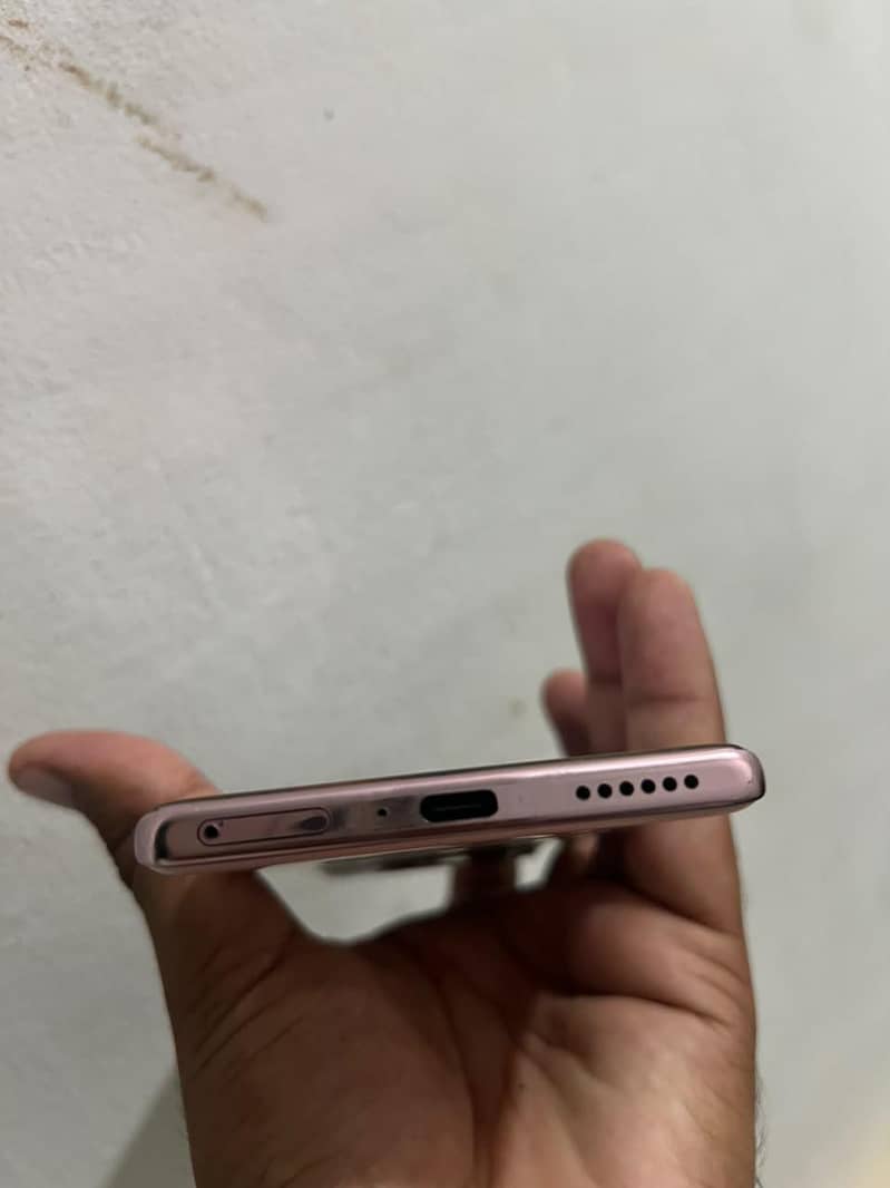 Infinix Zero 40 4