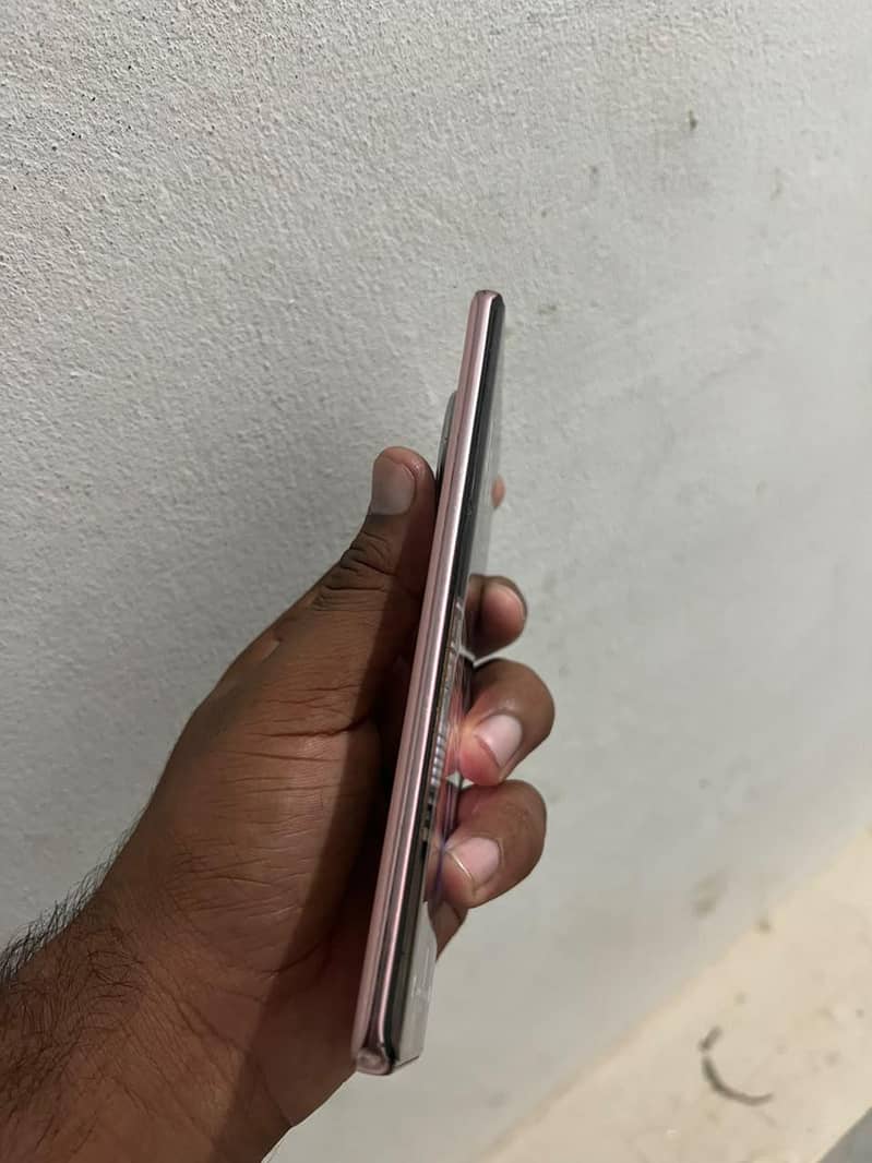 Infinix Zero 40 8